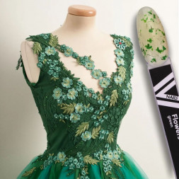 VOGUE NAILS  Гель с сухоцветами Flowers Gel  Green 10мл