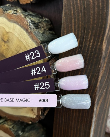 GRAPE   База светоотражающая  15мл  Base MAGIC   №01