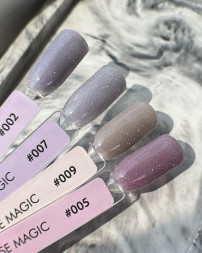 GRAPE   База светоотражающая  15мл  Base MAGIC   №05