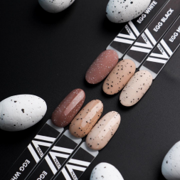 VOGUE NAILS   Топ с эффектом перепелиного яйца  10мл  Top EGG BLACK